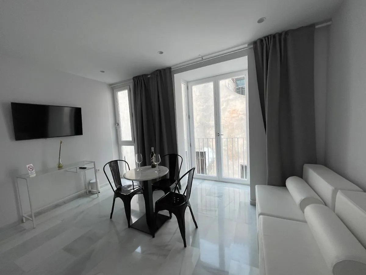 San Lorenzo Apartamentos y Suites Cádiz