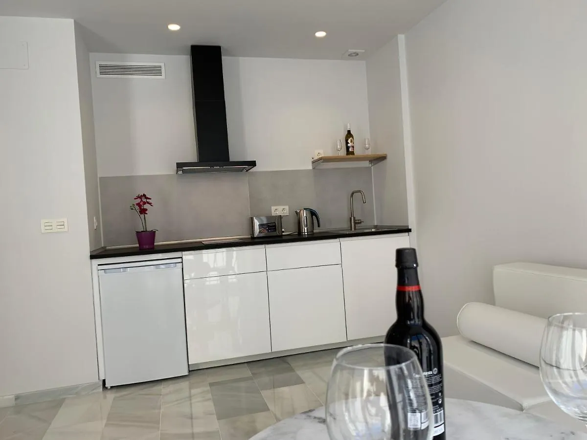 San Lorenzo Apartamentos Y Suites Cadiz Spain